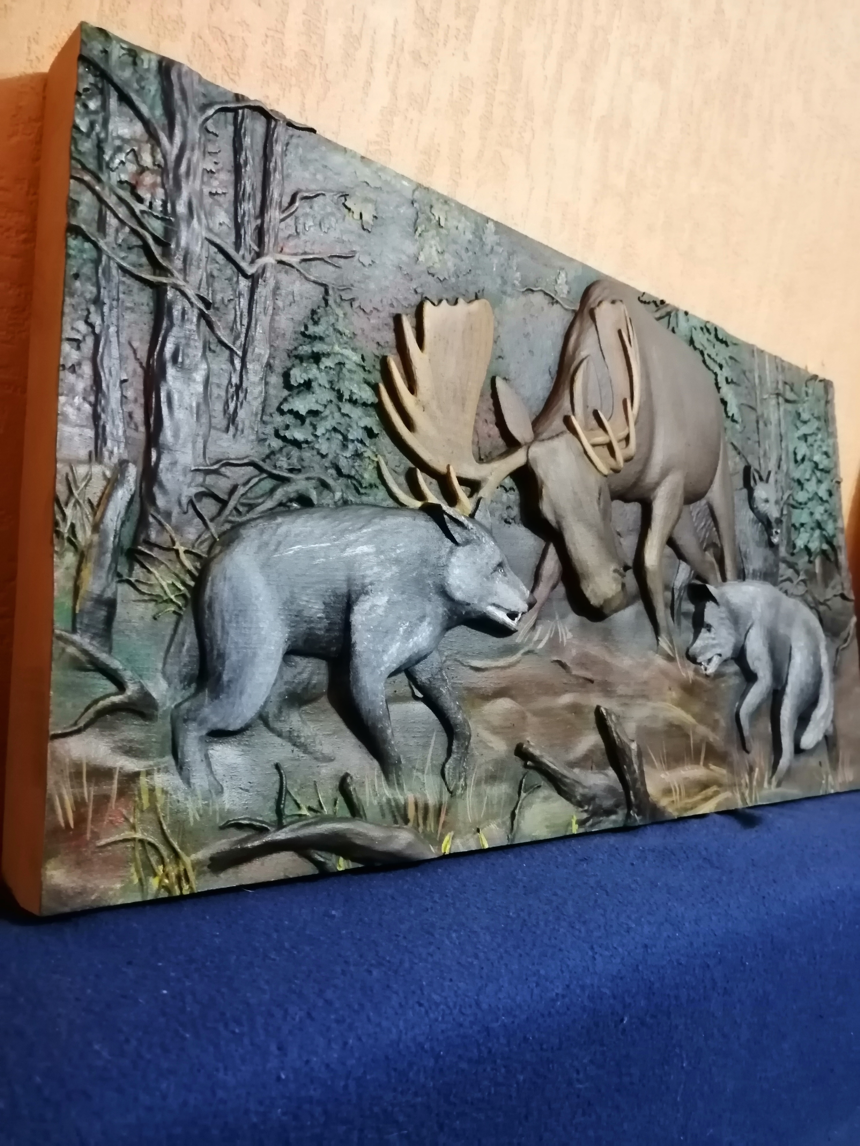 Деревянная картина Лесная схватка